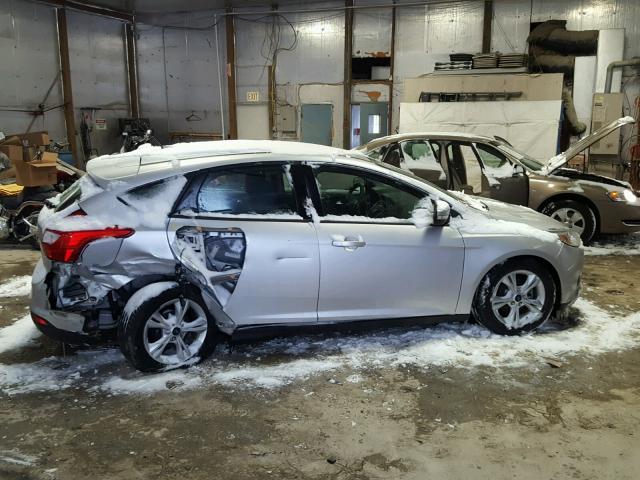 1FADP3K21EL380894 - 2014 FORD FOCUS SE SILVER photo 9