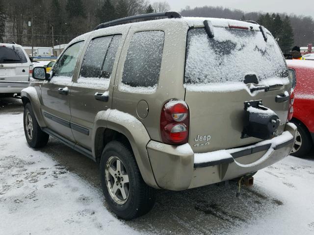 1J4GL38K35W641493 - 2005 JEEP LIBERTY RE BEIGE photo 3