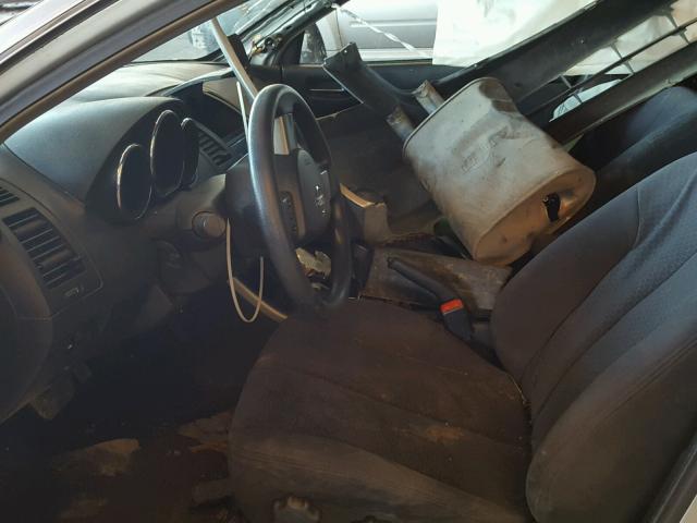 1N4AL11E65C236725 - 2005 NISSAN ALTIMA S SILVER photo 5