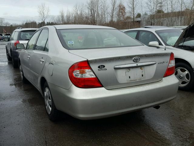 4T1BE32K63U675211 - 2003 TOYOTA CAMRY LE SILVER photo 3