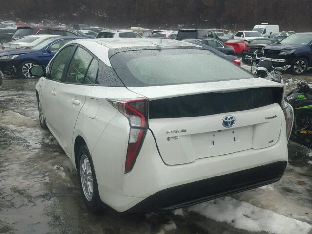 JTDKARFU8G3517141 - 2016 TOYOTA PRIUS WHITE photo 3