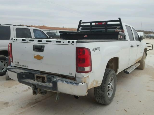 1GT11ZCG6DF121200 - 2013 GMC SIERRA C25 WHITE photo 4