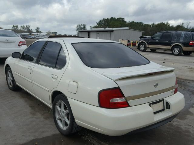 1N4DL01D41C200542 - 2001 NISSAN ALTIMA XE WHITE photo 3