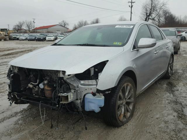 2G61R5S39D9204759 - 2013 CADILLAC XTS LUXURY SILVER photo 2