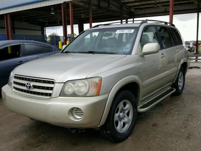 JTEGF21A220047304 - 2002 TOYOTA HIGHLANDER GOLD photo 2