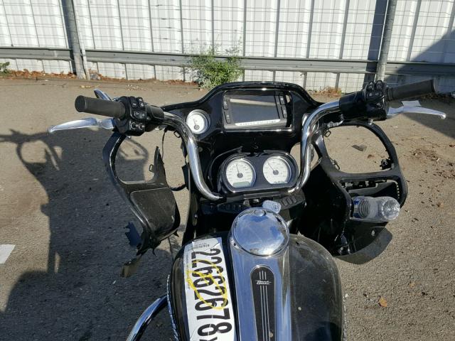 1HD1KTC30HB656946 - 2017 HARLEY-DAVIDSON FLTRXS ROA BLACK photo 5