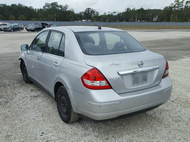 3N1BC11EX8L411441 - 2008 NISSAN VERSA S SILVER photo 3