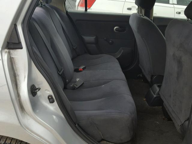 3N1BC11EX8L411441 - 2008 NISSAN VERSA S SILVER photo 6