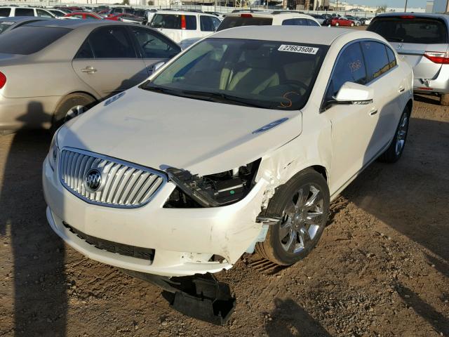 1G4GH5G30CF153365 - 2012 BUICK LACROSSE P WHITE photo 2