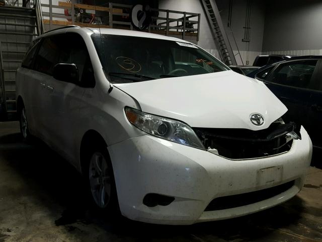 5TDKK3DC7BS047535 - 2011 TOYOTA SIENNA LE WHITE photo 1