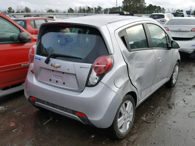 KL8CD6S9XFC730305 - 2015 CHEVROLET SPARK 1LT SILVER photo 4