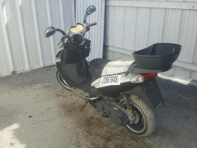 L9NTELKE4C1000205 - 2012 TAOI SCOOTER GRAY photo 3