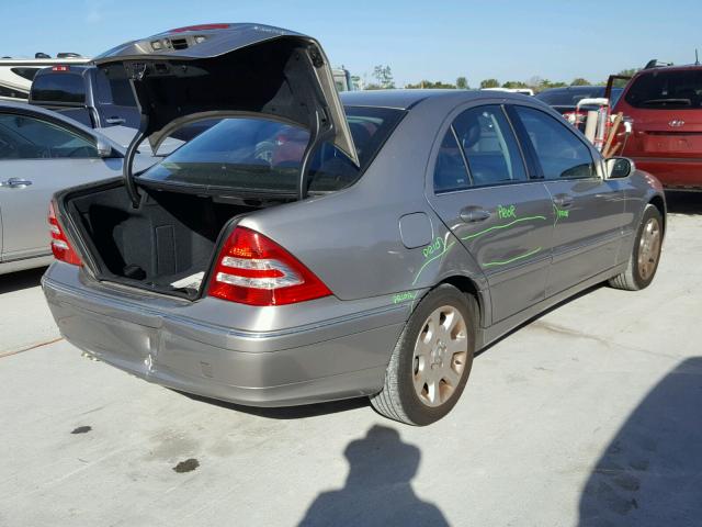 WDBRF84J35F583965 - 2005 MERCEDES-BENZ C 320 4MAT TAN photo 4