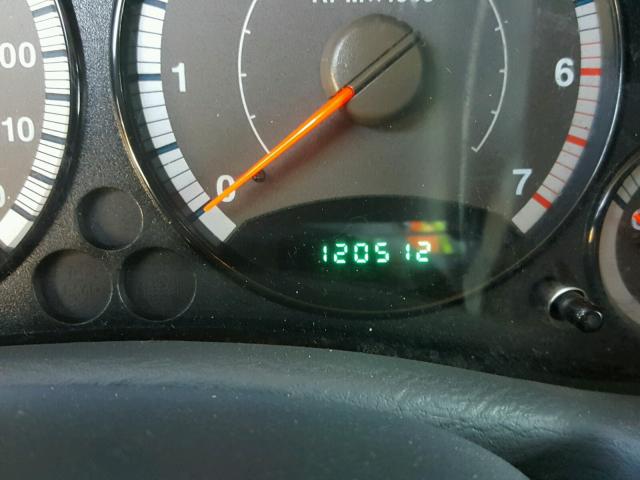 1J4GL38K25W526027 - 2005 JEEP LIBERTY RE BLACK photo 8