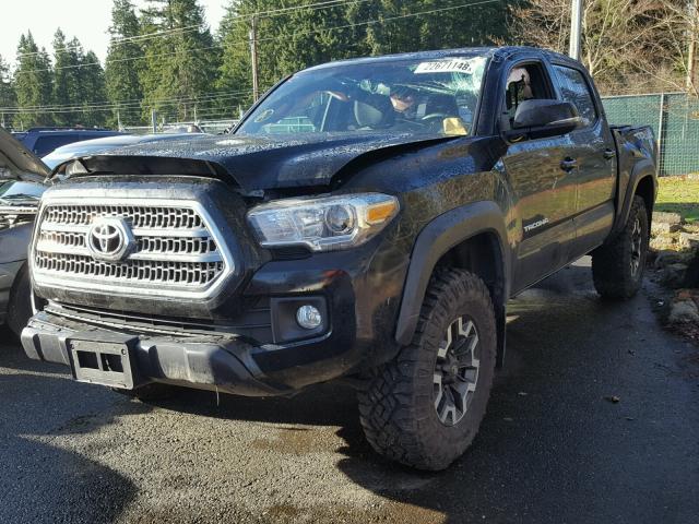 3TMCZ5AN9HM057946 - 2017 TOYOTA TACOMA DOU BLACK photo 2