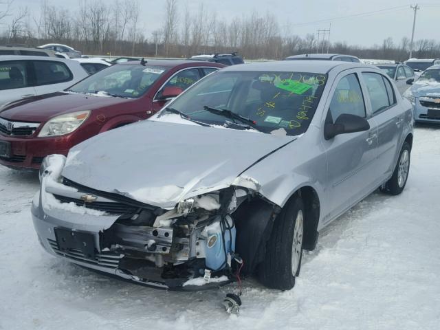 1G1AS58H897208677 - 2009 CHEVROLET COBALT LS SILVER photo 2