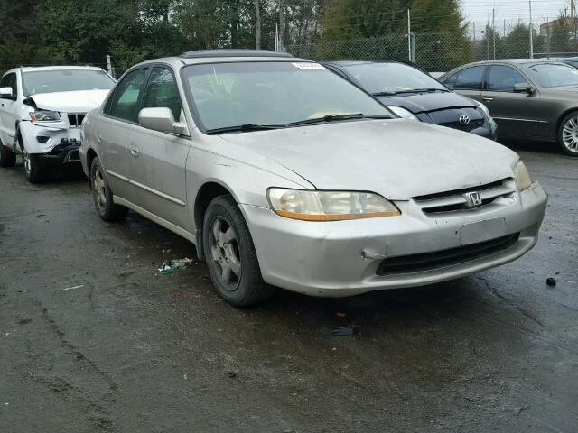 1HGCG6674XA105422 - 1999 HONDA ACCORD EX SILVER photo 1