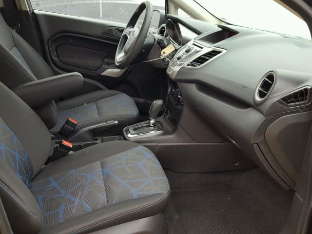 3FADP4BJ0DM185542 - 2013 FORD FIESTA SE BLUE photo 5