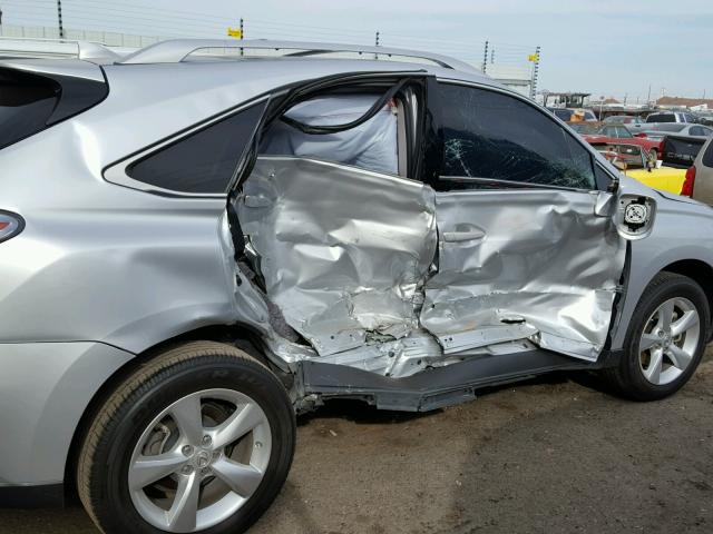 JTJBK1BA6F2476004 - 2015 LEXUS RX 350 SILVER photo 9