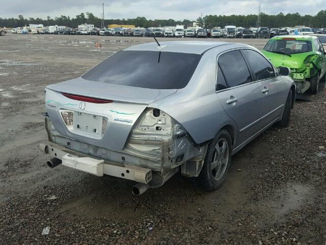 JHMCN36476C004028 - 2006 HONDA ACCORD HYB SILVER photo 4