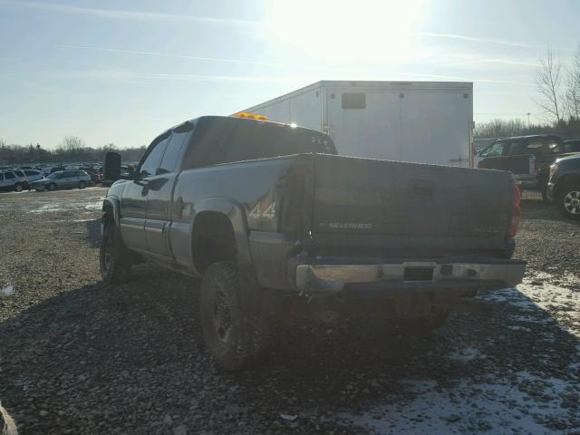 1GCHK29U95E249440 - 2005 CHEVROLET SILVERADO GRAY photo 3