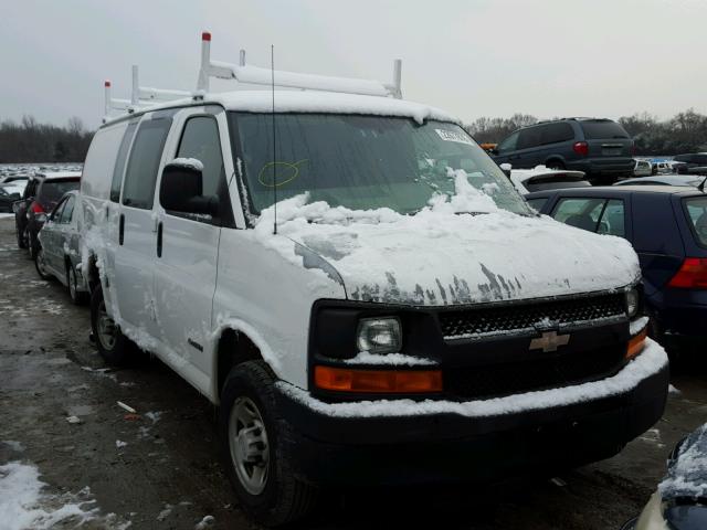 1GCGG25V961109702 - 2006 CHEVROLET EXPRESS G2 WHITE photo 1