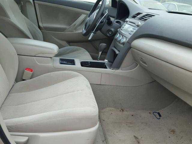 4T1BE46K79U861719 - 2009 TOYOTA CAMRY BASE GOLD photo 5