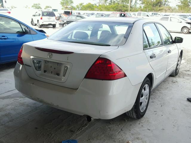 1HGCM56177A127736 - 2007 HONDA ACCORD VAL WHITE photo 4