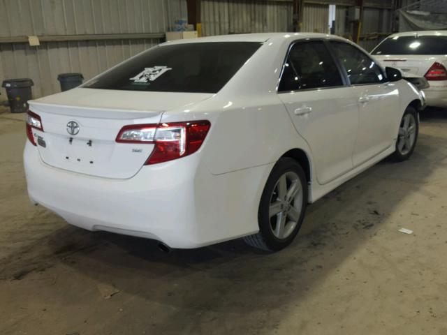 4T1BF1FK1DU665568 - 2013 TOYOTA CAMRY L WHITE photo 4