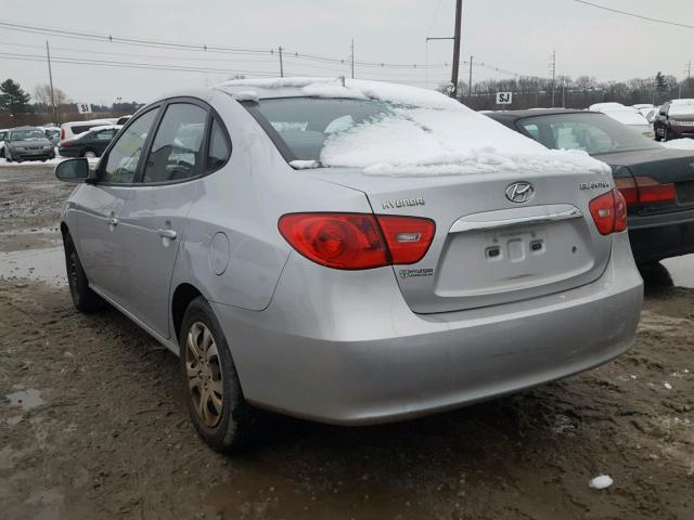 KMHDU4AD8AU188724 - 2010 HYUNDAI ELANTRA BL SILVER photo 3