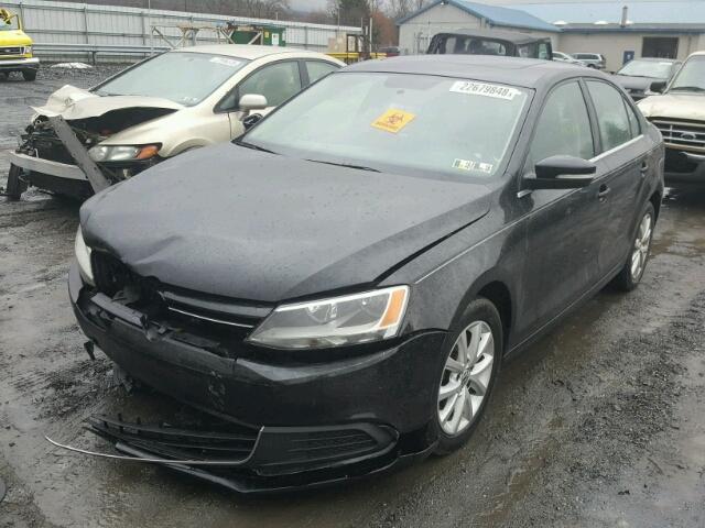 3VWDP7AJ1DM383735 - 2013 VOLKSWAGEN JETTA SE BLACK photo 2