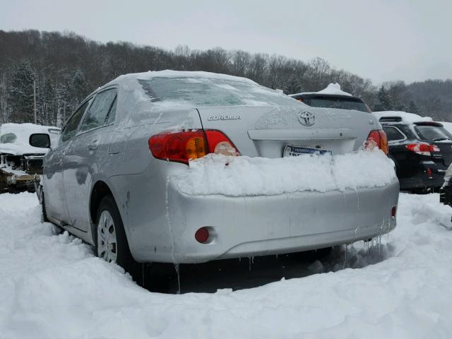 1NXBU40E99Z043771 - 2009 TOYOTA COROLLA BA SILVER photo 3