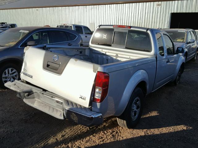 1N6BD06T17C436697 - 2007 NISSAN FRONTIER K GRAY photo 4