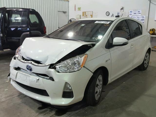 JTDKDTB37D1529757 - 2013 TOYOTA PRIUS C WHITE photo 2