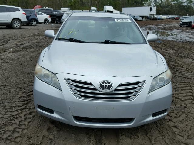 JTNBB46K873006426 - 2007 TOYOTA CAMRY NEW SILVER photo 9