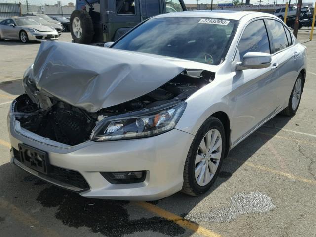 1HGCR2F71FA183366 - 2015 HONDA ACCORD EX SILVER photo 2