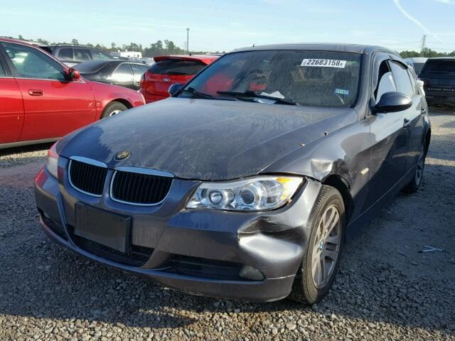 WBAVA37567NE27105 - 2007 BMW 328 I GRAY photo 2