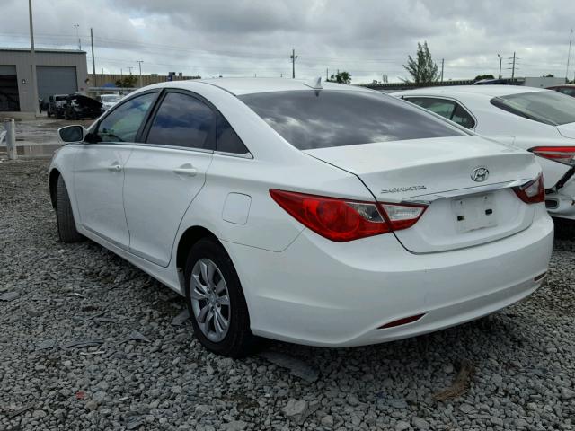 5NPEB4AC6BH301734 - 2011 HYUNDAI SONATA GLS WHITE photo 3