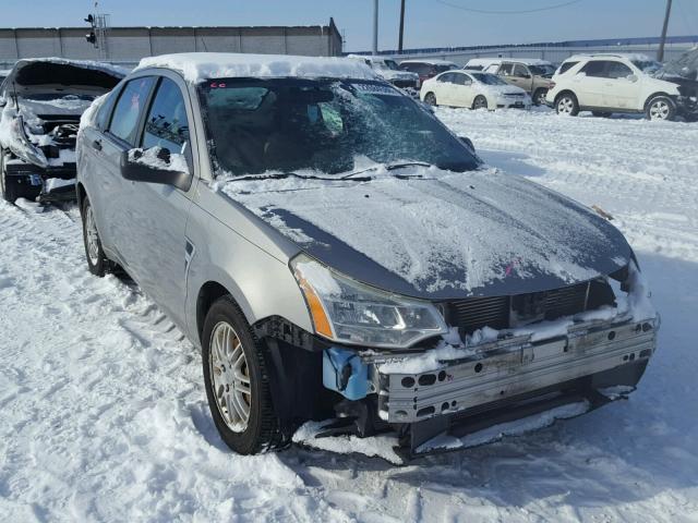 1FAHP35N88W133480 - 2008 FORD FOCUS SE SILVER photo 1