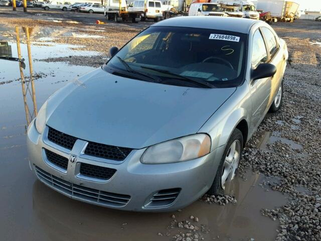 1B3EL36R24N278929 - 2004 DODGE STRATUS SE GREEN photo 2