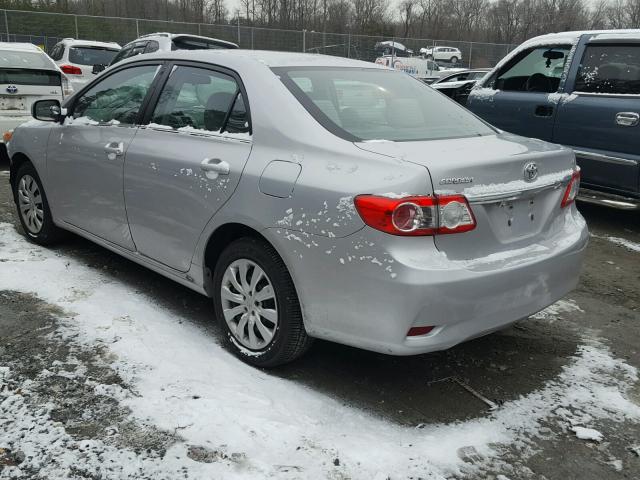 2T1BU4EE6DC950349 - 2013 TOYOTA COROLLA BA SILVER photo 3