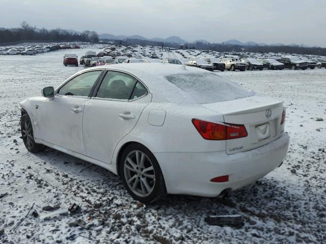 JTHBE262972011008 - 2007 LEXUS IS 350 WHITE photo 3