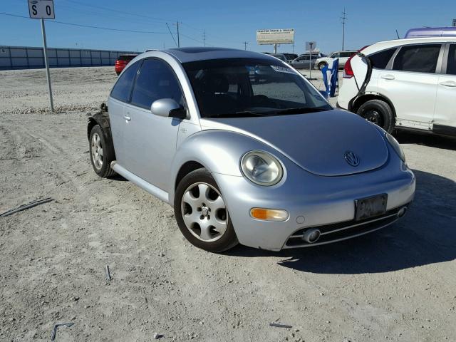 3VWCP21C52M440807 - 2002 VOLKSWAGEN NEW BEETLE SILVER photo 1