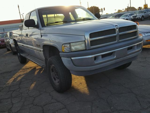 3B7KF2361XG198922 - 1999 DODGE RAM 2500 SILVER photo 1