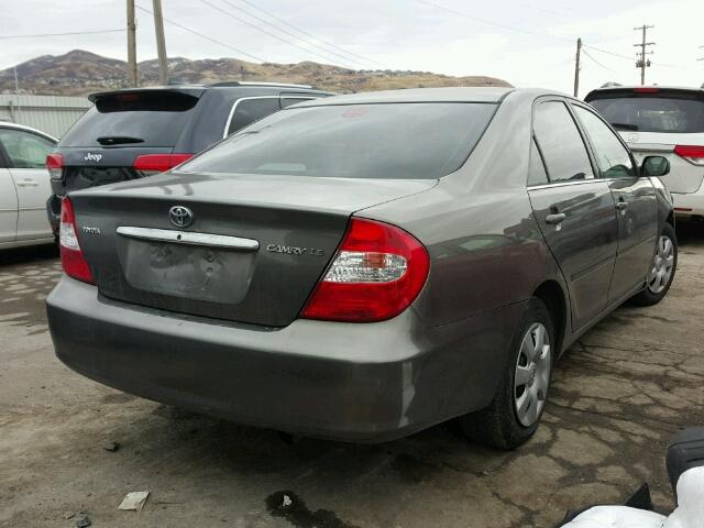 4T1BE32K52U572022 - 2002 TOYOTA CAMRY LE GRAY photo 4