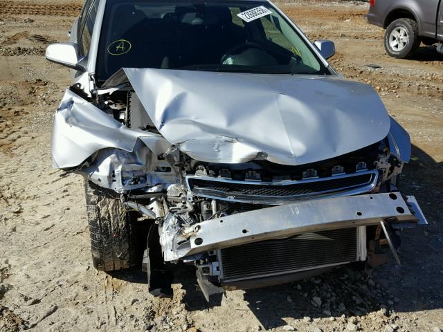 1G1ZC5EBXAF118795 - 2010 CHEVROLET MALIBU 1LT 银色 照片 9