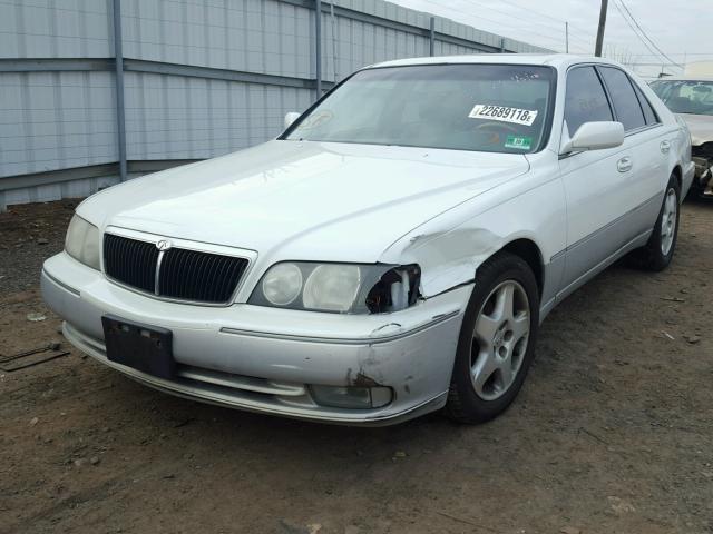 JNKBY31A6YM302342 - 2000 INFINITI Q45 BASE WHITE photo 2