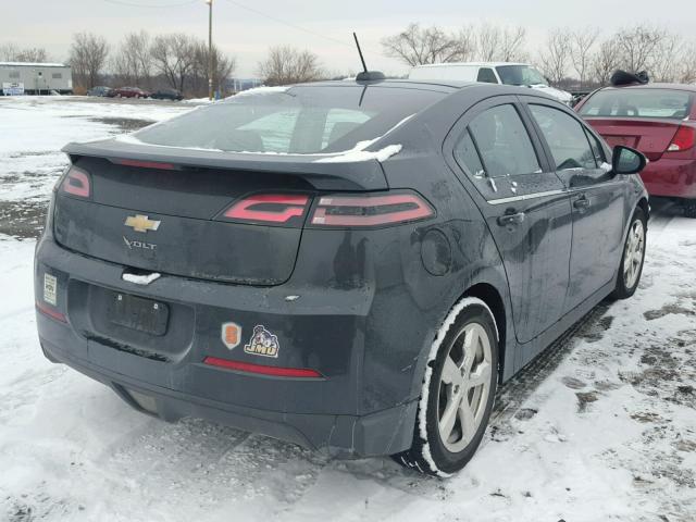 1G1RD6E47FU118034 - 2015 CHEVROLET VOLT GRAY photo 4