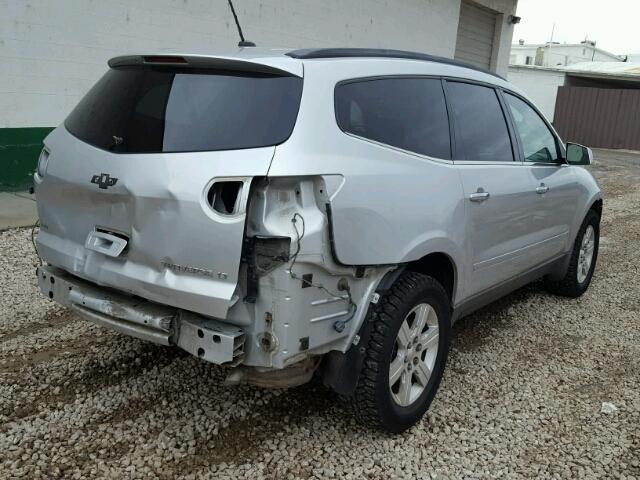 1GNLVFED8AS155521 - 2010 CHEVROLET TRAVERSE L SILVER photo 4