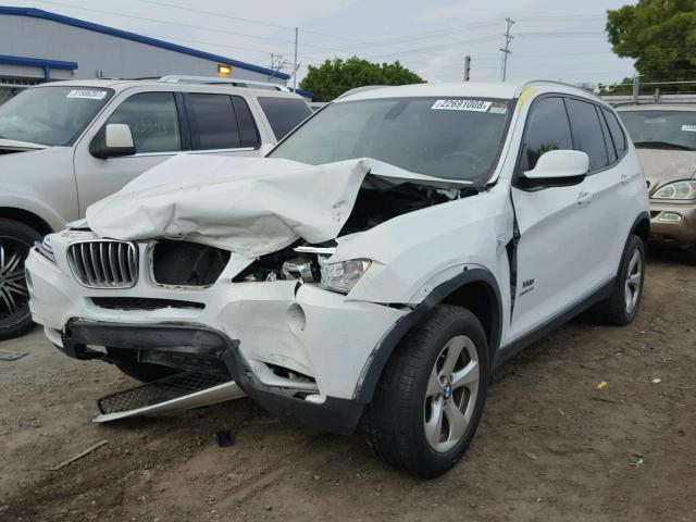 5UXWX5C53CL723076 - 2012 BMW X3 XDRIVE2 Biały zdjęcie 2